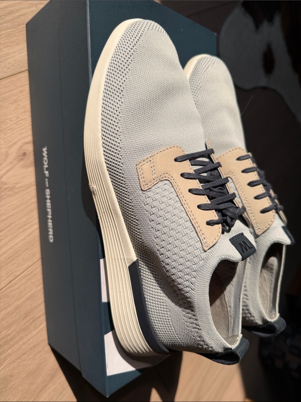 Wolf & Shepherd Swiftknit Derby Sz 10